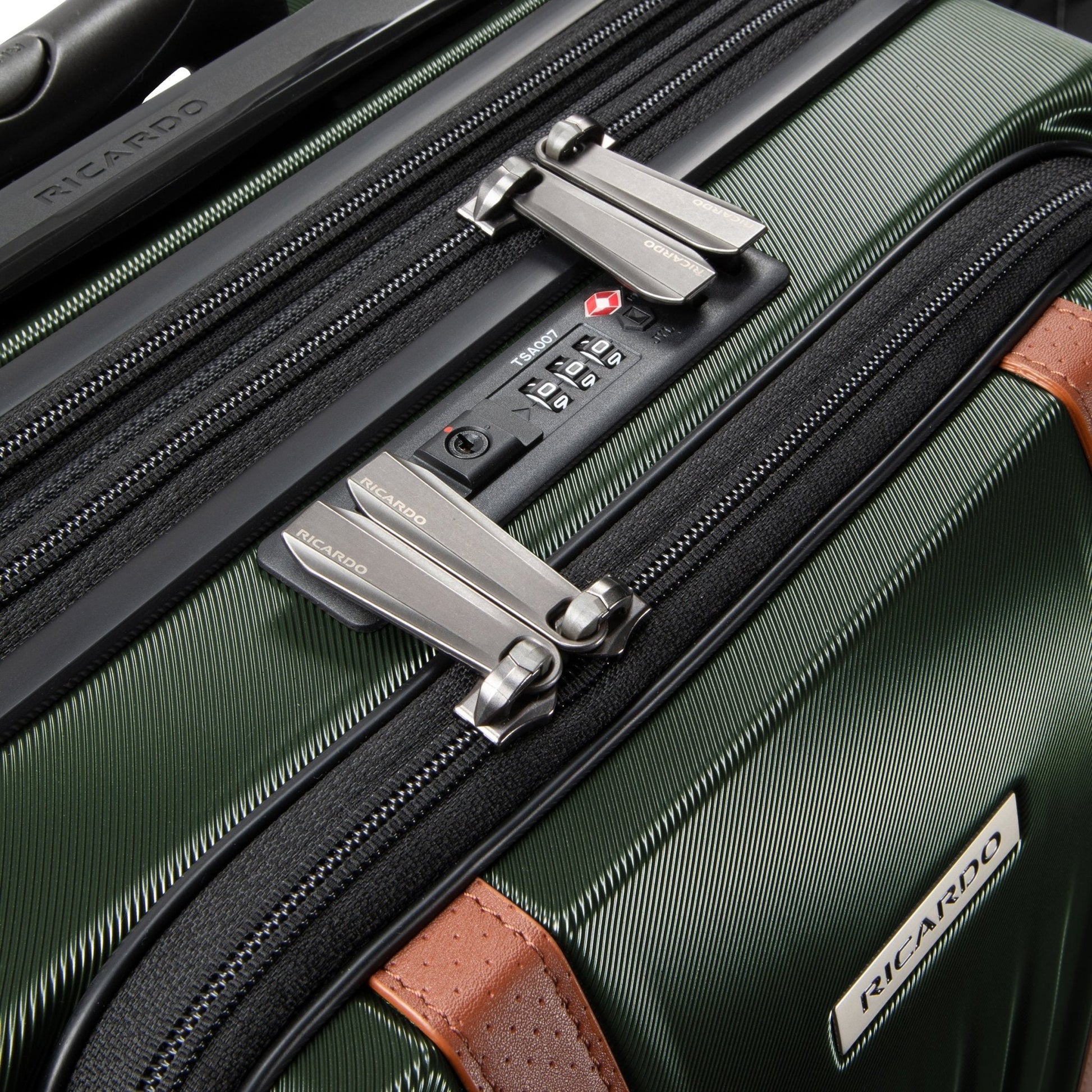 Ricardo Beverly Hills Montecito 2.0 FastAccess™ Front-Opening Hardside Carry-On Expandable Spinner - Hunter Green