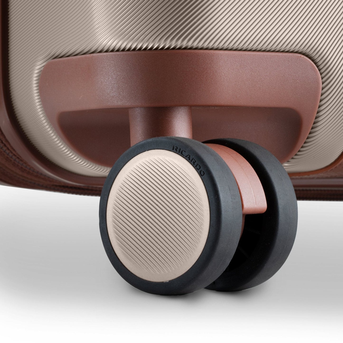 Ricardo Beverly Hills Montecito 2.0 FastAccess™ Front-Opening Hardside Carry-On Expandable Spinner - Champagne