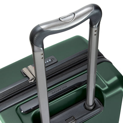 Ricardo Beverly Hills Montecito 2.0 Hardside Carry-On Expandable Spinner - Hunter Green