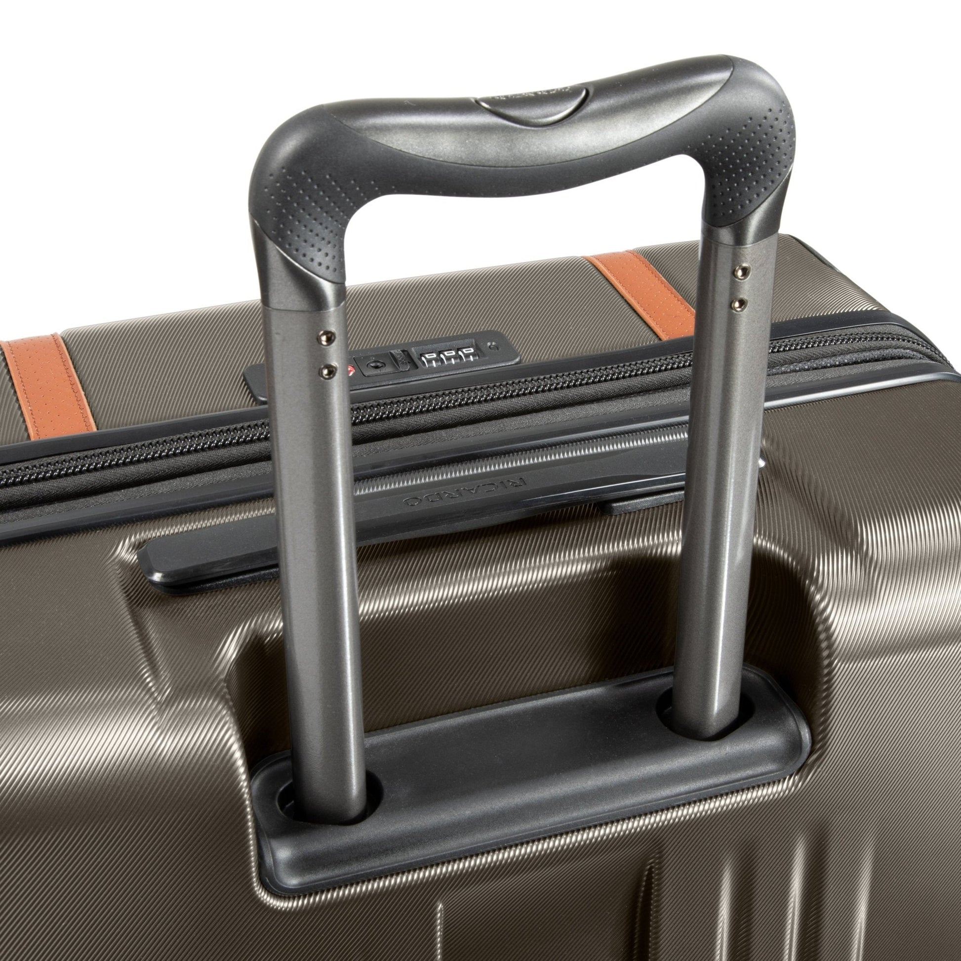 Ricardo Beverly Hills Montecito 2.0 Hardside Large Check-In Expandable Spinner - Graphite