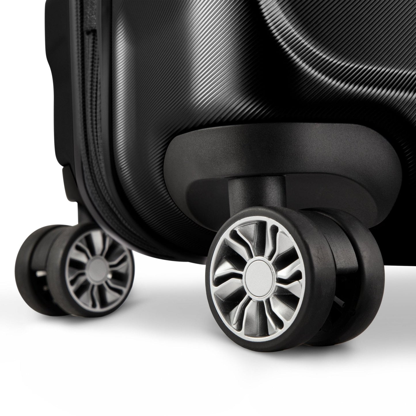 Ricardo Beverly Hills Rodeo Drive 2.0 Hardside Large Check-In Expandable Spinner - Black